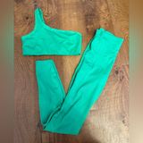 All In Motion Green  Workout Set Photo 0