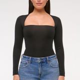 Abercrombie & Fitch Abercrombie Mid-Rise Jean Shorts Photo 0