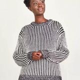 Elizabeth and James Black and White Sweater Women's Medium Photo 0