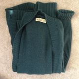 Hollister Cardigan Photo 0