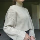 ZARA Cropped Sweater Photo 0