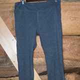 Marika Sport Women’s Large Capri Leggings Activewear Mid Rise Gray Photo 0