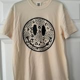 Comfort Colors Floral Smiley Face T-Shirt Photo 0
