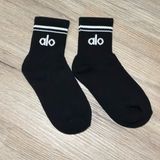 Alo Yoga  Half-Crew Throwback Socks Black Size M Photo 0