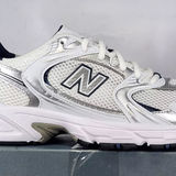 New Balance Women's size 9.5/Men's size 8 (UK 7.5)  530 white blue Photo 0