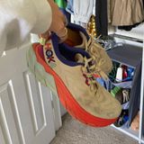 Hokas Size 7 Photo 0