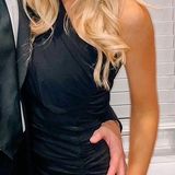 Windsor Black One Shoulder Formal Dress Photo 0