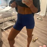 Lululemon Wunder under bike shorts  Photo 0