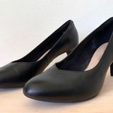 Clarks soft cushion round toe Black pumps  Photo 0