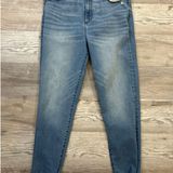 Abercrombie & Fitch  Super Skinny ankle high-rise in women’s size 33 or 16R Photo 0