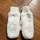 American Eagle Women’s White Fluffy Mittens Photo 0