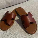 Universal Threads Universal Thread Sandals  Photo 0