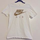Nike tee with reflective logo size small Photo 0
