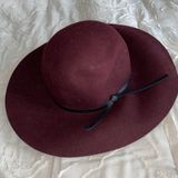 D&Y Maroon Hat Photo 0