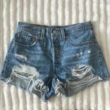 Levi's Levi’s 501 Distressed Denim Women's Shorts Photo 0