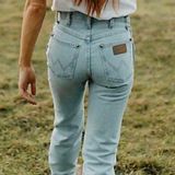 Wrangler Jeans Photo 0