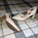 Jones New York Nude gold Heels 6 Photo 0