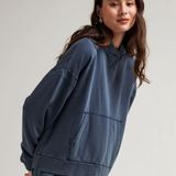RICHER POORER | Sweatshirt in moonbeam Photo 0
