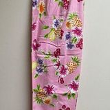 Briggs New York Briggs Pink Floral Stretch Capris Photo 0
