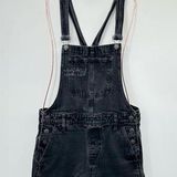 Madewell Adirondack Short Shortalls in Washed Black Medium Photo 0