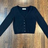 Abercrombie & Fitch Cropped Cardigan Photo 0