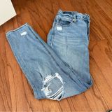 American Eagle  ripped boyfriend jeans Photo 0