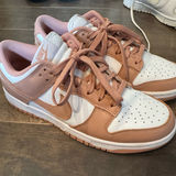 Nike Dunk Women’s Photo 0