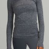 Lululemon Swiftly Tech Long Sleeve - Size 4 Photo 0