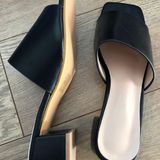 Sandals Size 7 Photo 0