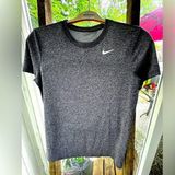 Nike Grey  Athletic T-Shirt size small Dri Fit Photo 0