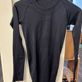 Lulumari Lululemon Swiftly Tech Long Sleeve Photo 0