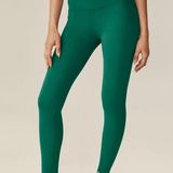 Beyond Yoga  strive midi leggings-meadow green Photo 0
