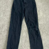 Abercrombie & Fitch  The 90’s Straight Ultra High Rise Size 28 Photo 0