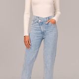 Abercrombie & Fitch Abercrombie Ultra High Rise 90s Straight Photo 0