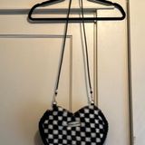 SheIn | Black & White Checkered Heart Purse Bag Reads “Believe In Yourself” Photo 0