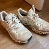 on cloud  Sneakers Women’s Photo 0