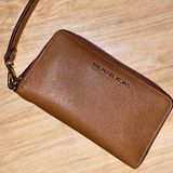 Michael Kors Wallet Photo 0