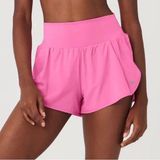 Alo Yoga Gold Medal Short Paradise Pink XS Photo 0