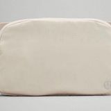 Lululemon Everywhere Belt Bag NWT Photo 0