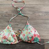 Candie's Candie’s Bikini Floral Patterned Bikini Top Photo 0