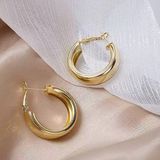 Elegant Chunky Gold Hoop Earrings for Women Photo 0