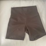 Lululemon Wunder Train High-Rise Short 6” Photo 0
