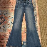 Buckle  Black Flare Jeans Photo 0