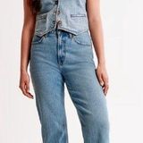 Abercrombie & Fitch Abercrombie Curve Love High Rise Vintage Straight Jean Photo 0