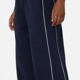 Edikted  Autumn Sweatpants Size M  Photo 0