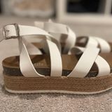 Spring Step White Platform Sandal Photo 0