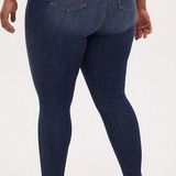 Torrid Sky High Skinny Premium Stretch High-Rise Jean Photo 0