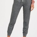 Vuori Joggers Photo 0