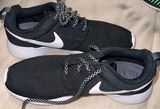 Roshes Photo 0