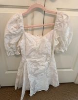 Shop white dress Photo 0